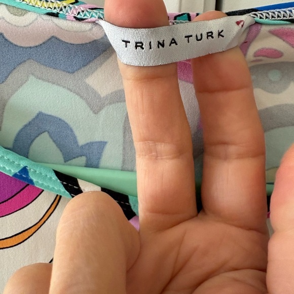 Trina Turk Mandalay Long Sleeve Rashguard - Picture 8 of 11